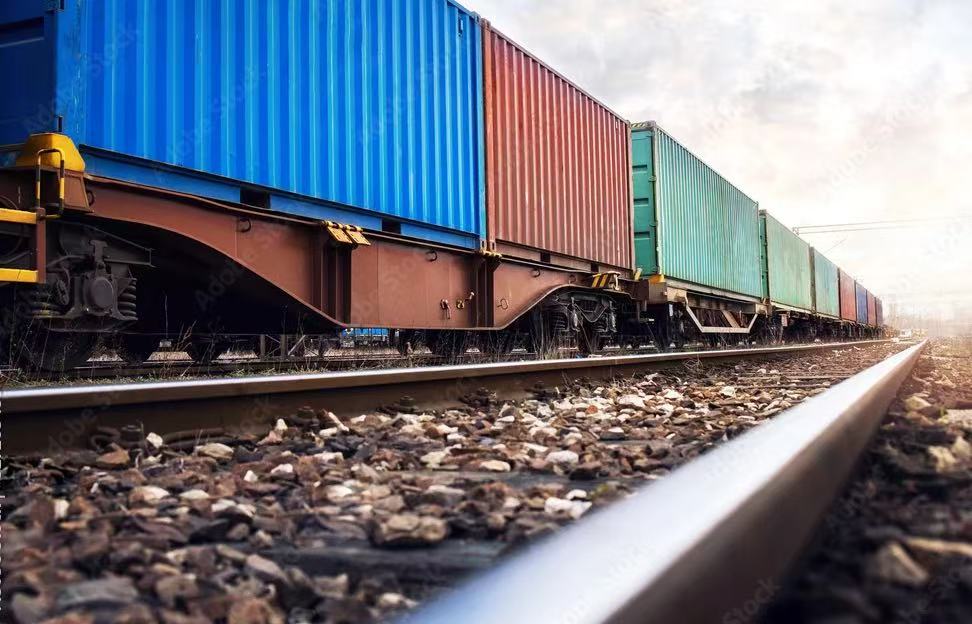 Rail freight & containers